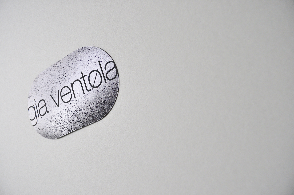 Gia Ventola Couture silver foil-stamped business card